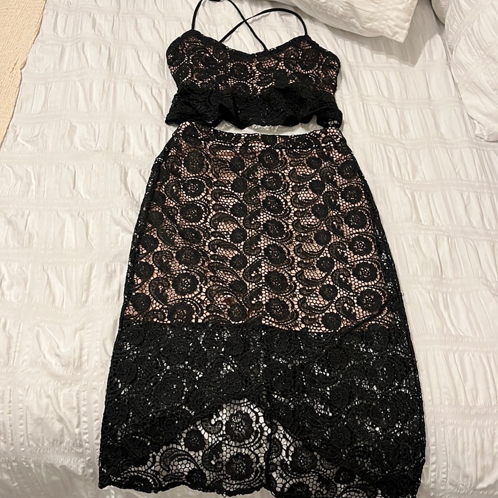 Gianni Bini top and skirt.
